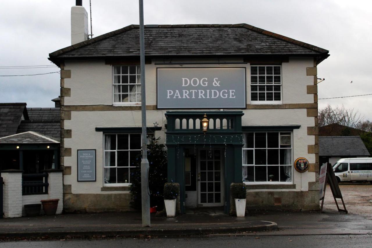 Dog And Partridge Inn Calne Zewnętrze zdjęcie